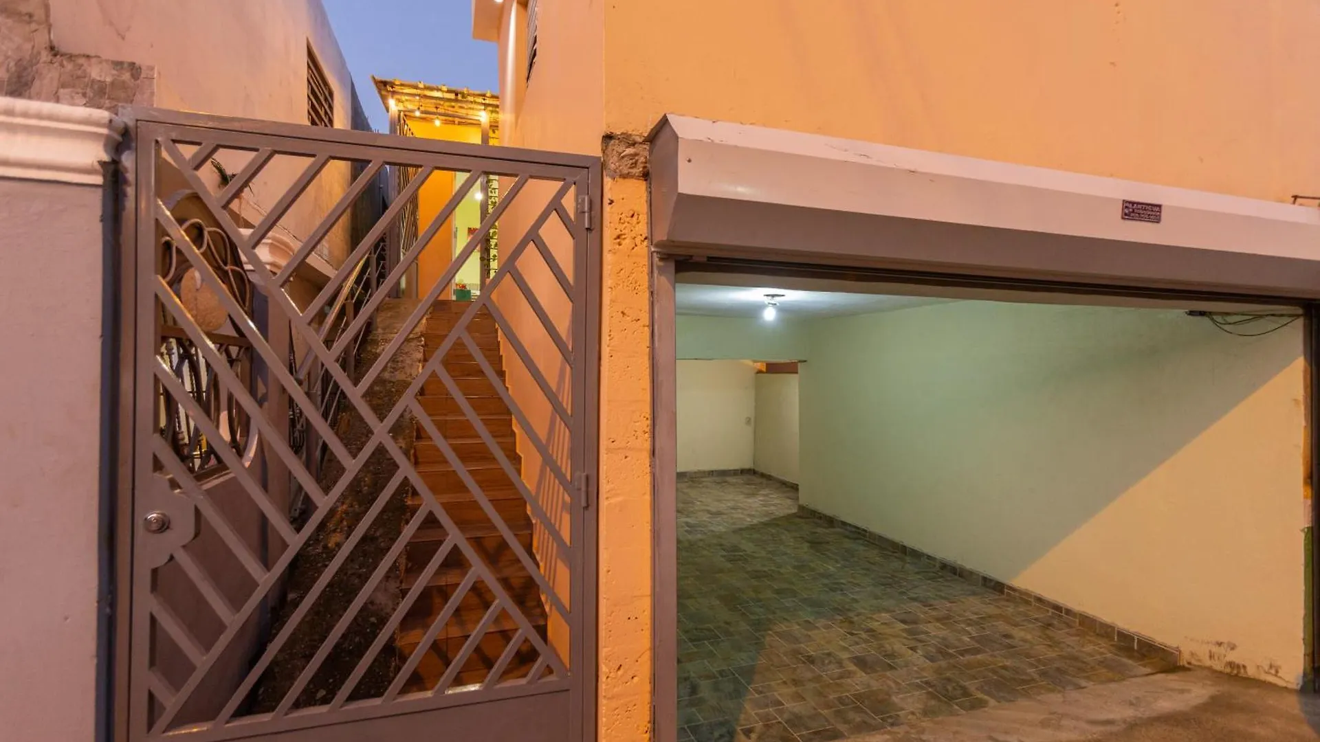 Apartman Air-Conditioning , Bbq, Downtown City, Just 3 Minutes From The Cable Car And The Beach Puerto Plata