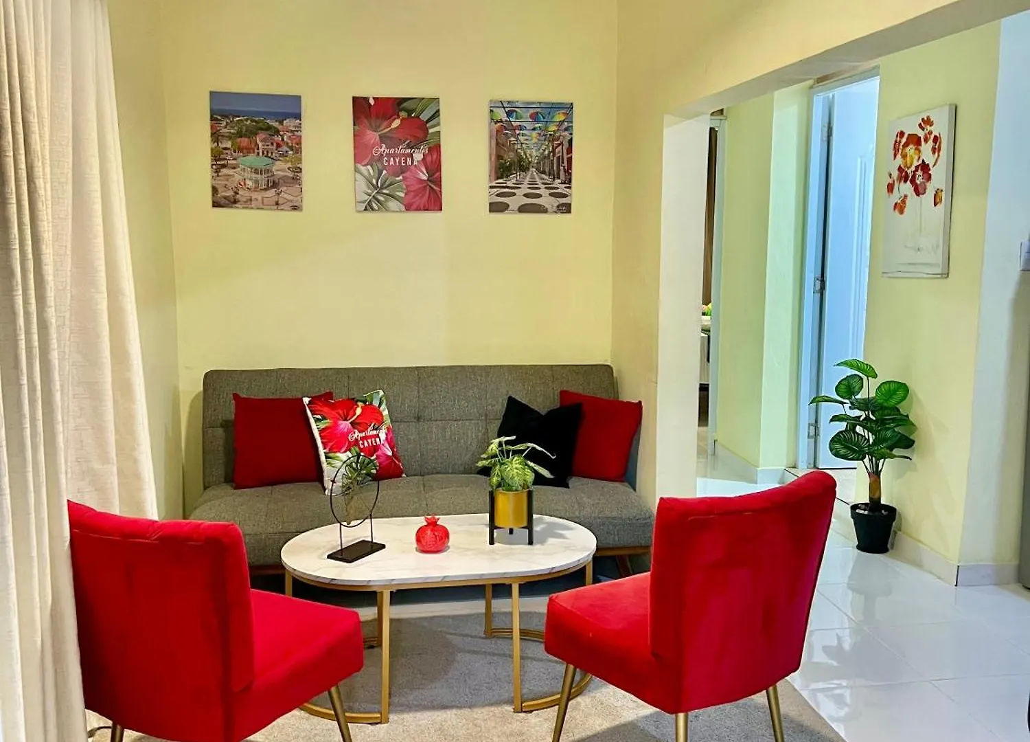 Apartman Air-Conditioning , Bbq, Downtown City, Just 3 Minutes From The Cable Car And The Beach Puerto Plata