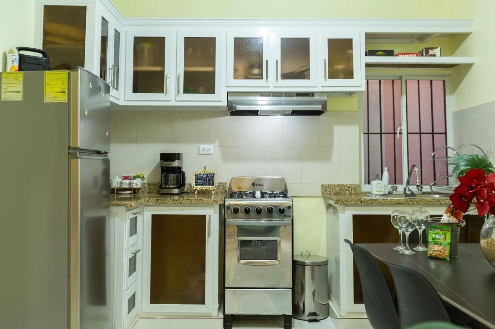 Apartman Air-Conditioning , Bbq, Downtown City, Just 3 Minutes From The Cable Car And The Beach Puerto Plata Dominikai Köztársaság